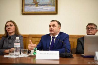 “Які випускники вишів потрібні юридичному ринку”: керуючий партнер GOLAW Валентин Гвоздій взяв участь в експертній дискусії