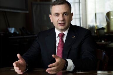 Чим Закон “Про запобігання корупції” суперечить Конституції України