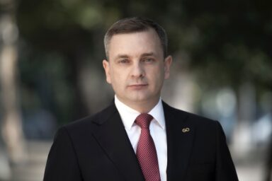 Керуючий партнер GOLAW Валентин Гвоздій отримав звання кандидата юридичних наук